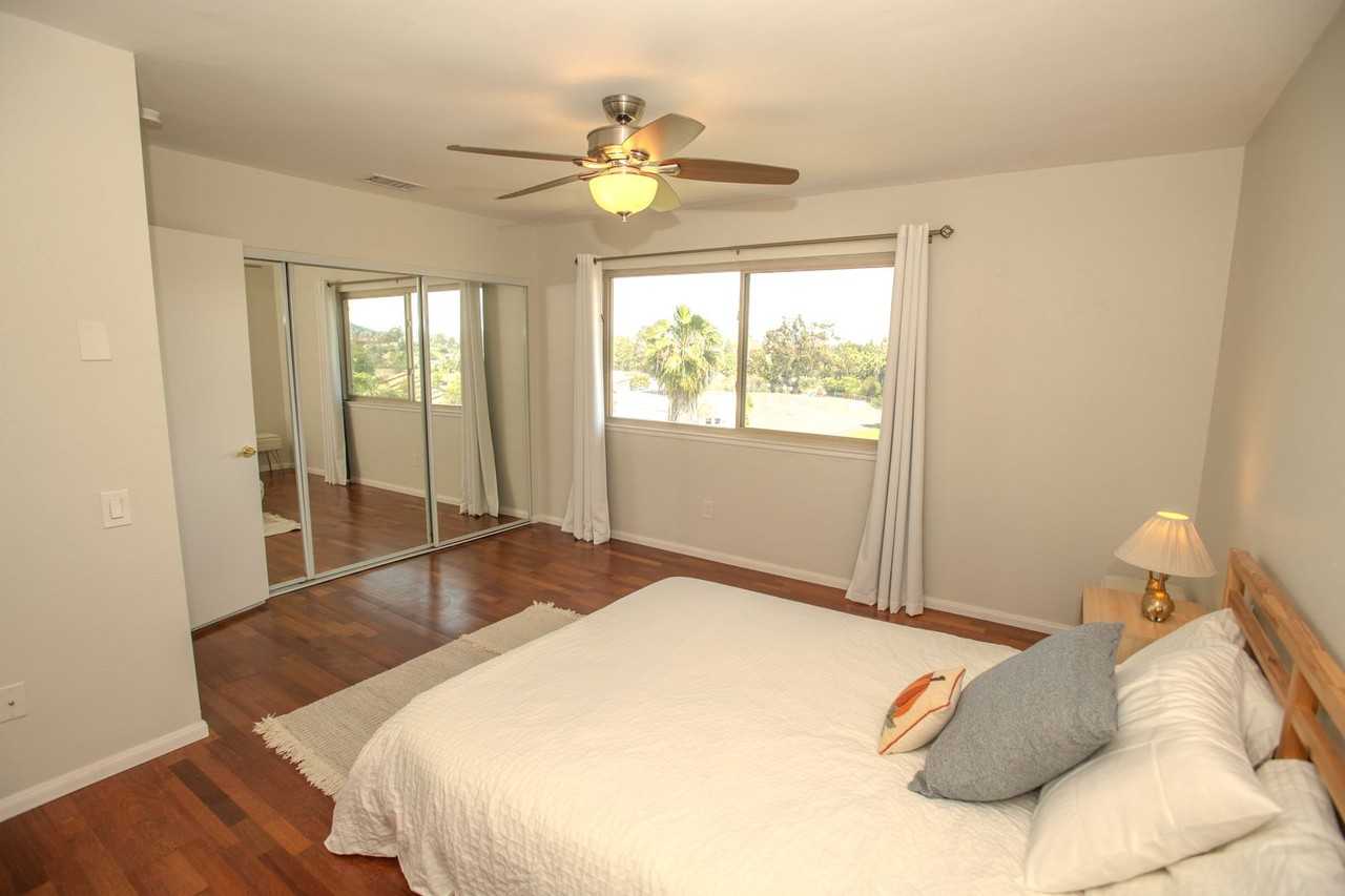 11224 Poblado Rd - Photo 7 of 29