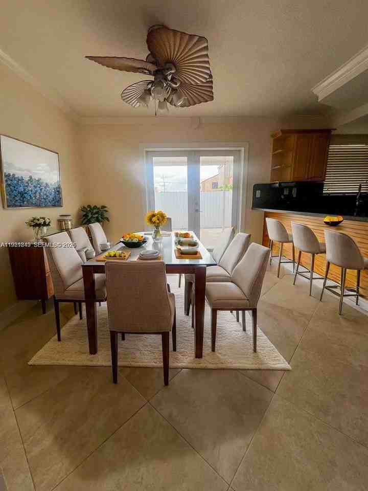 5249 W 24th Ct - Photo 2 of 12