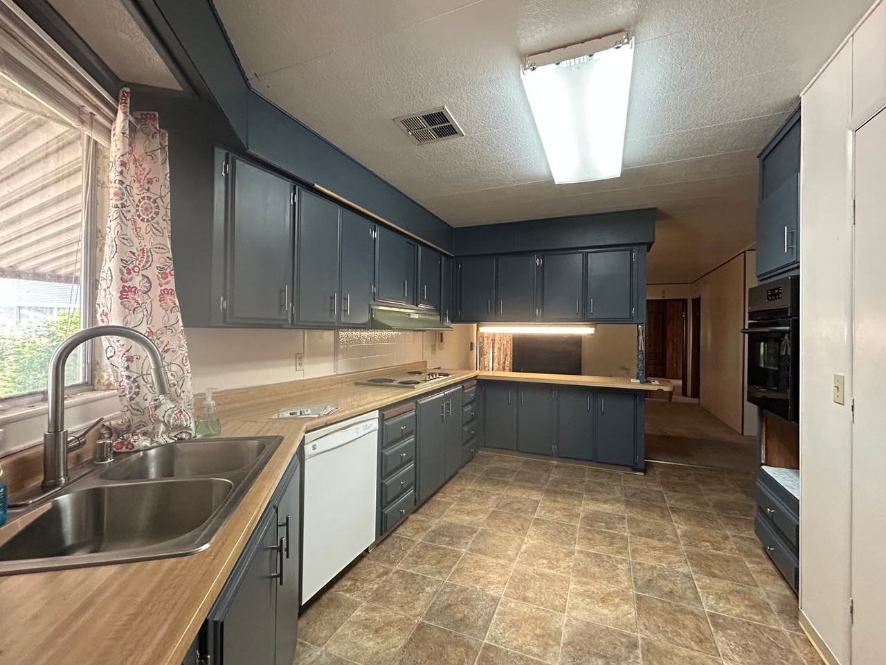 2 Tarn Cir - Photo 5 of 20