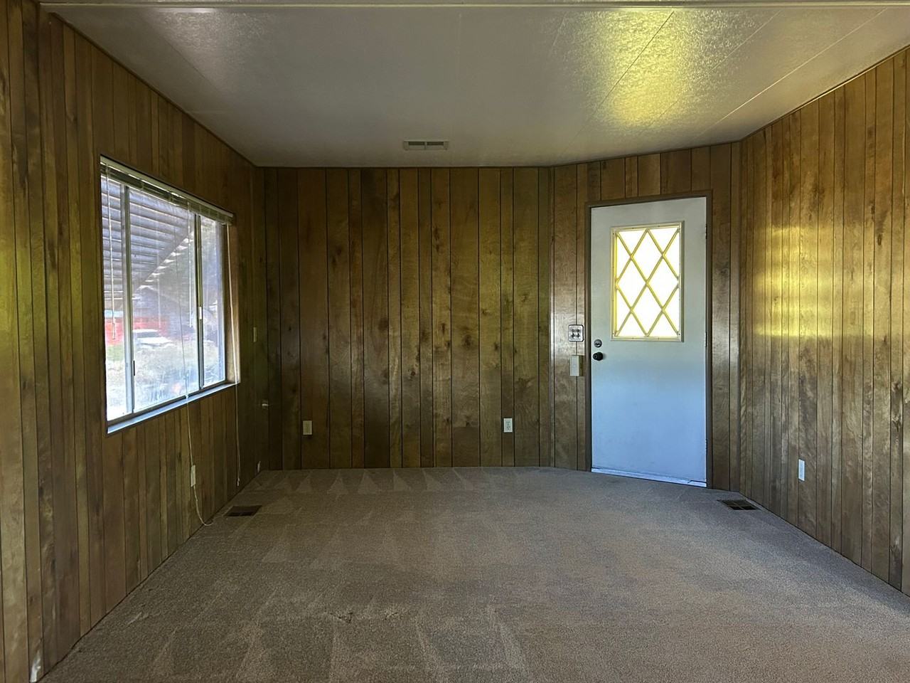 2 Tarn Cir - Photo 7 of 20