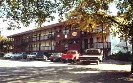 200 Connell - Photo 7 of 15