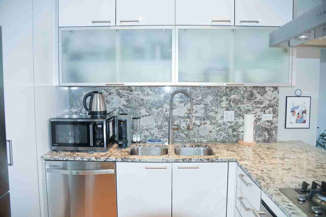 1811 W 17th St #301 - Photo 6 of 27