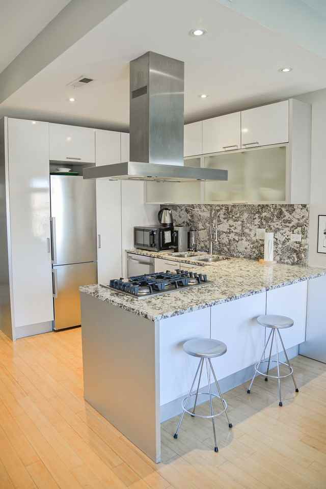 1811 W 17th St #301 - Photo 7 of 27