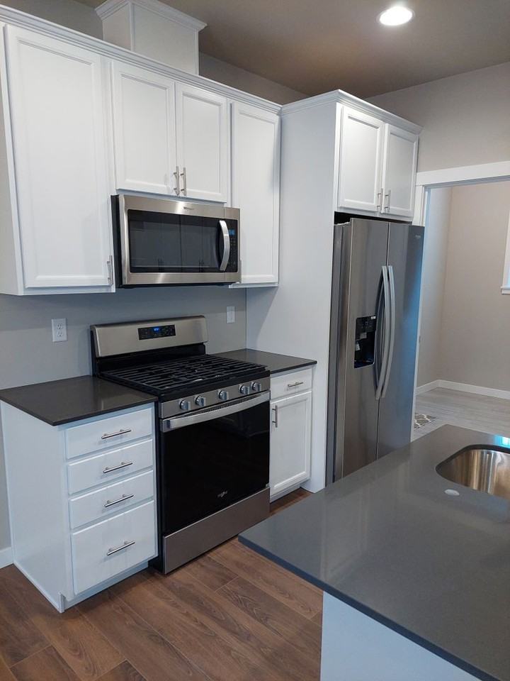 2050 Andre Ct - Photo 3 of 28