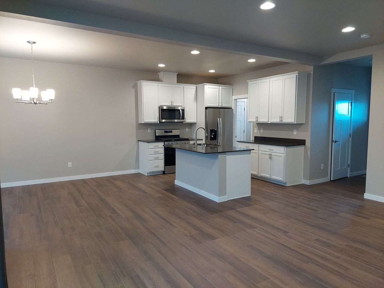 2050 Andre Ct - Photo 6 of 28