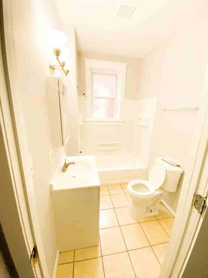 3510 California Ave - Photo 6 of 7