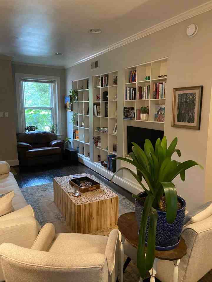 3038 1/2 R St Nw - Photo 4 of 16