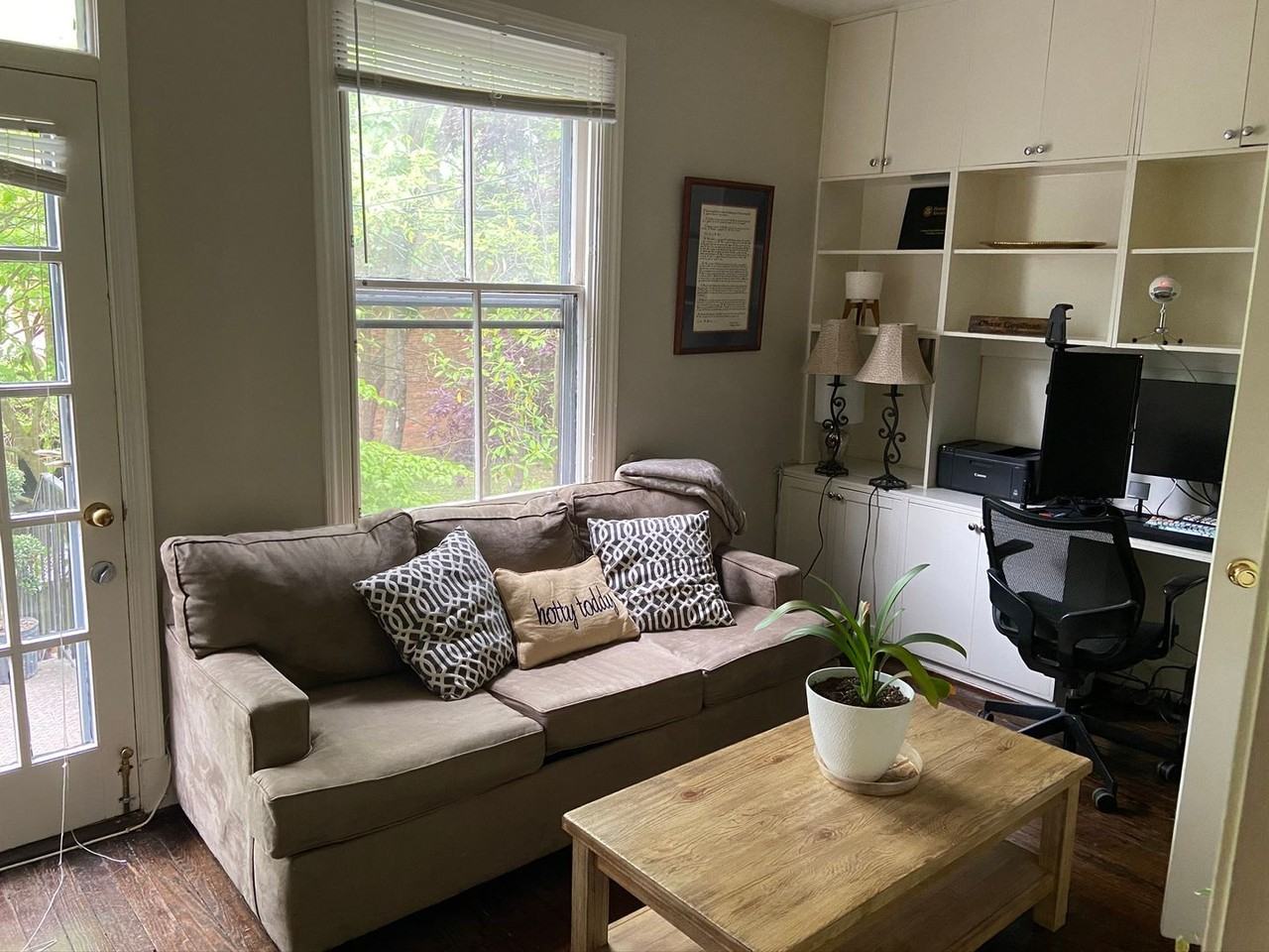 3038 1/2 R St Nw - Photo 5 of 16