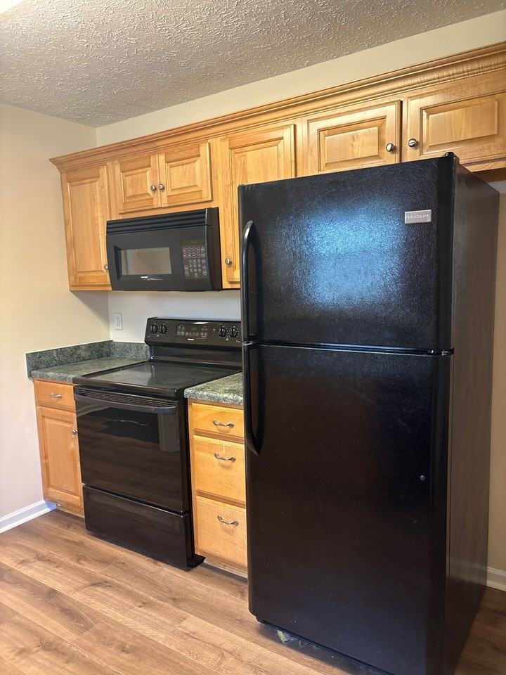 287 Forrestwood Dr - Photo 7 of 19