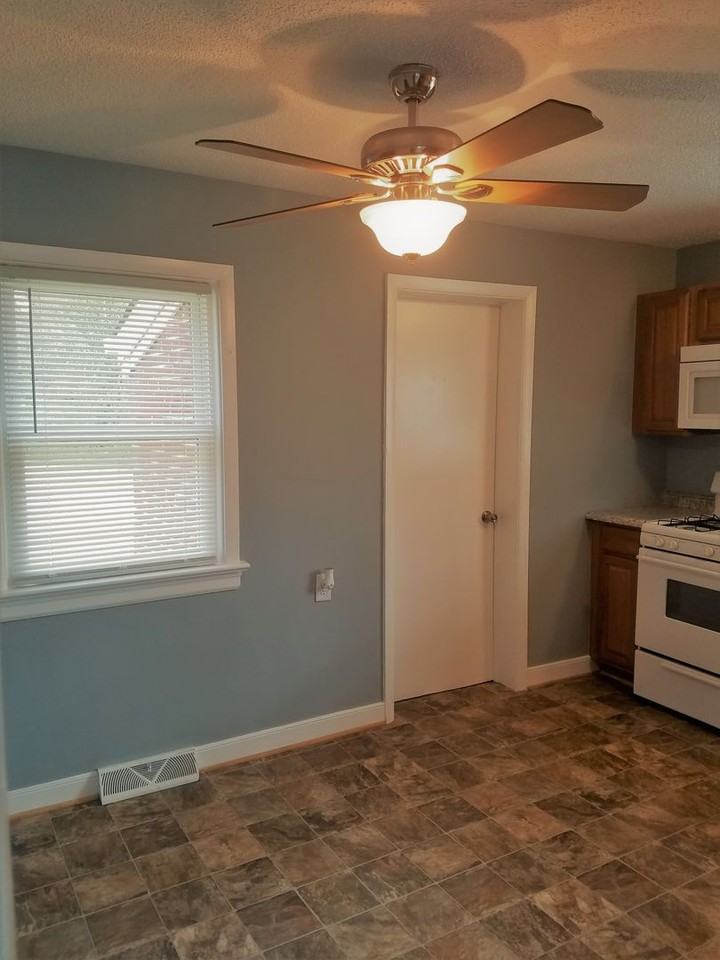 4011 Fenwick St - Photo 5 of 18