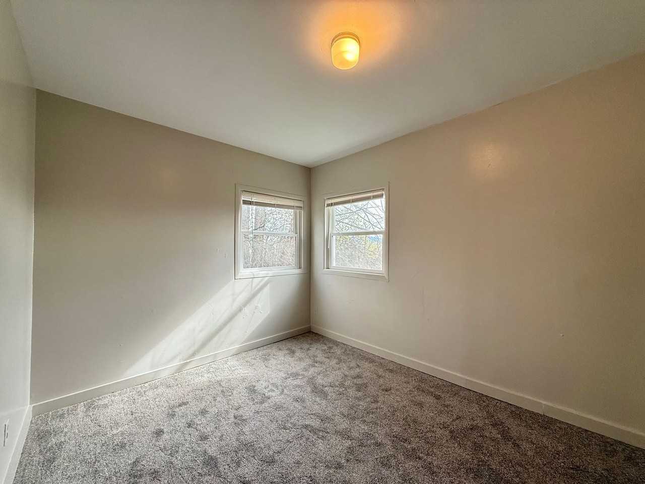 107 Adams Ave - Photo 7 of 14