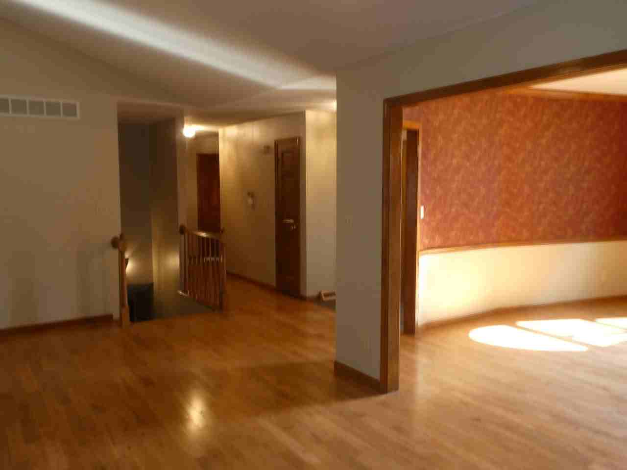 3906 Cameron Ct - Photo 3 of 31