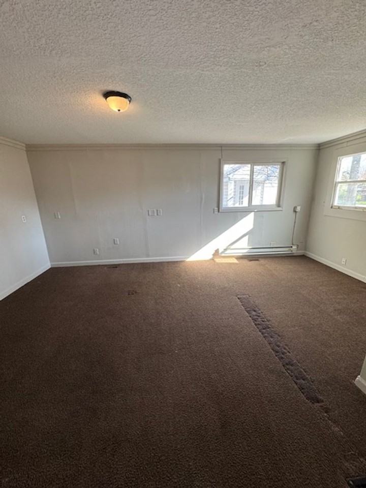 2532 Miner St - Photo 5 of 10