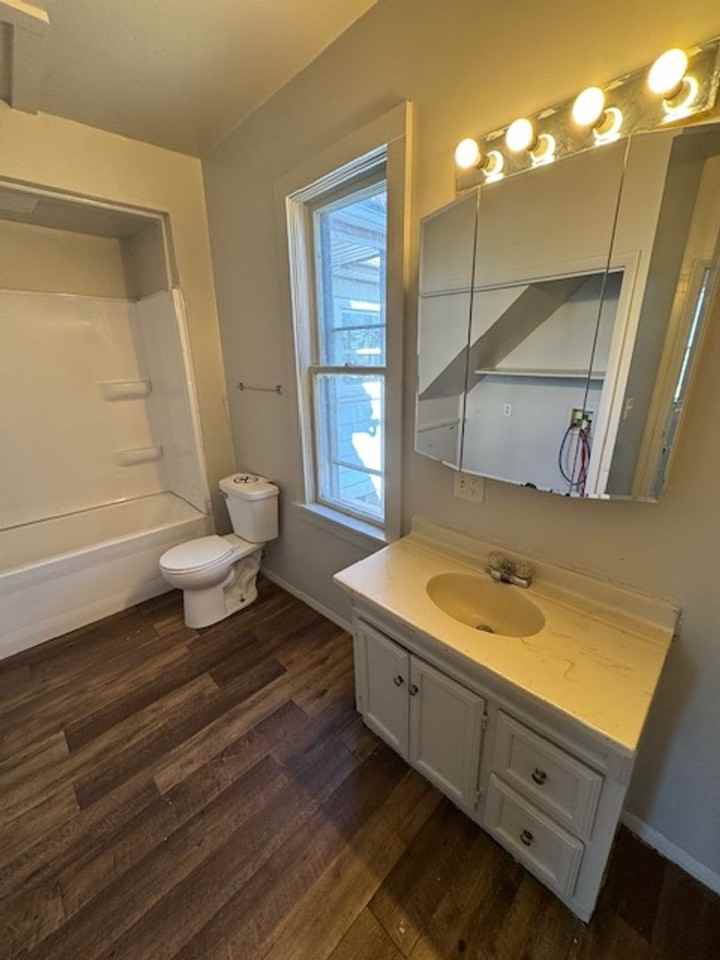 2532 Miner St - Photo 6 of 10