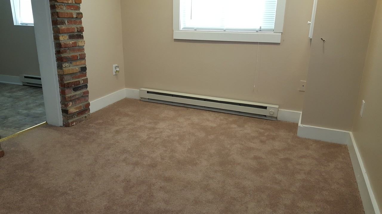 2289 Elderberry Dr - Photo 2 of 14