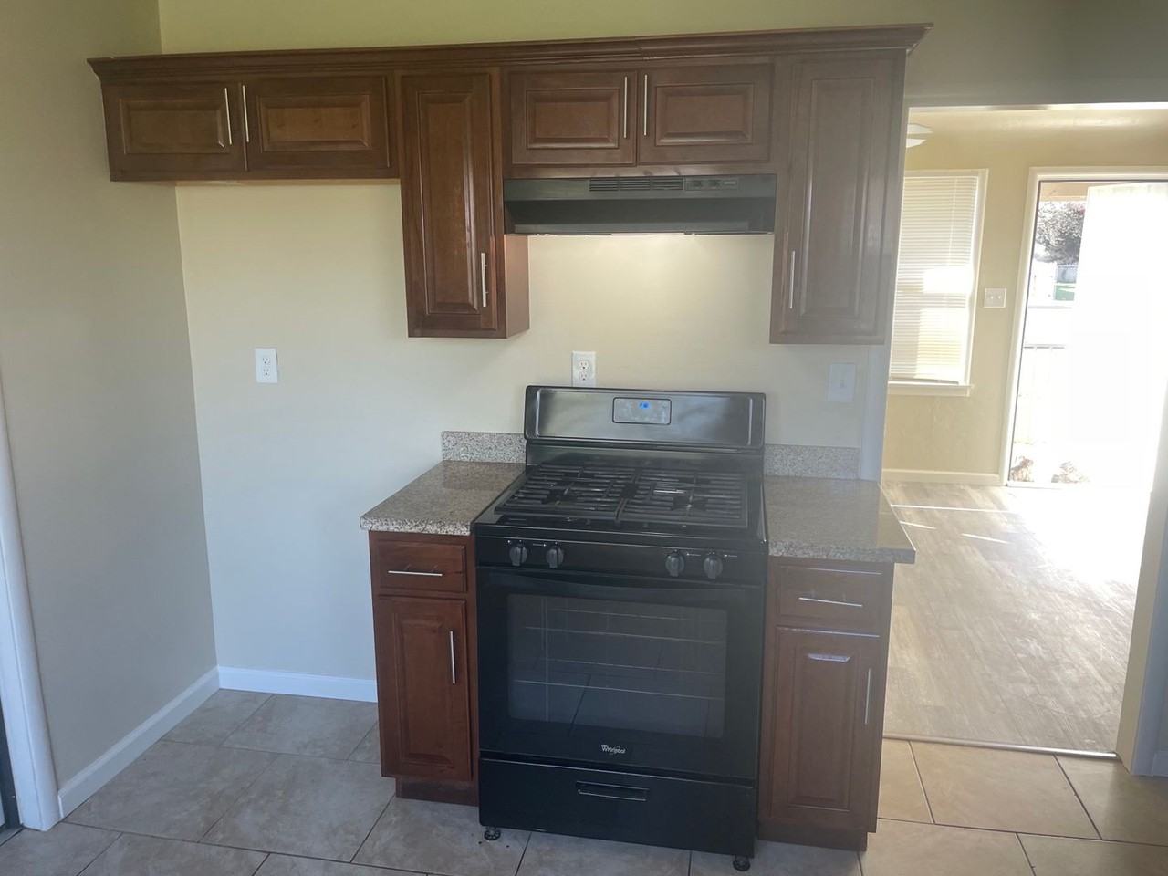 778 N Magnolia Ave - Photo 6 of 18