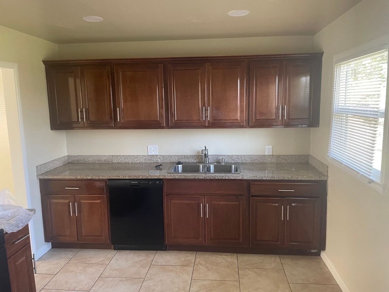 778 N Magnolia Ave - Photo 7 of 18