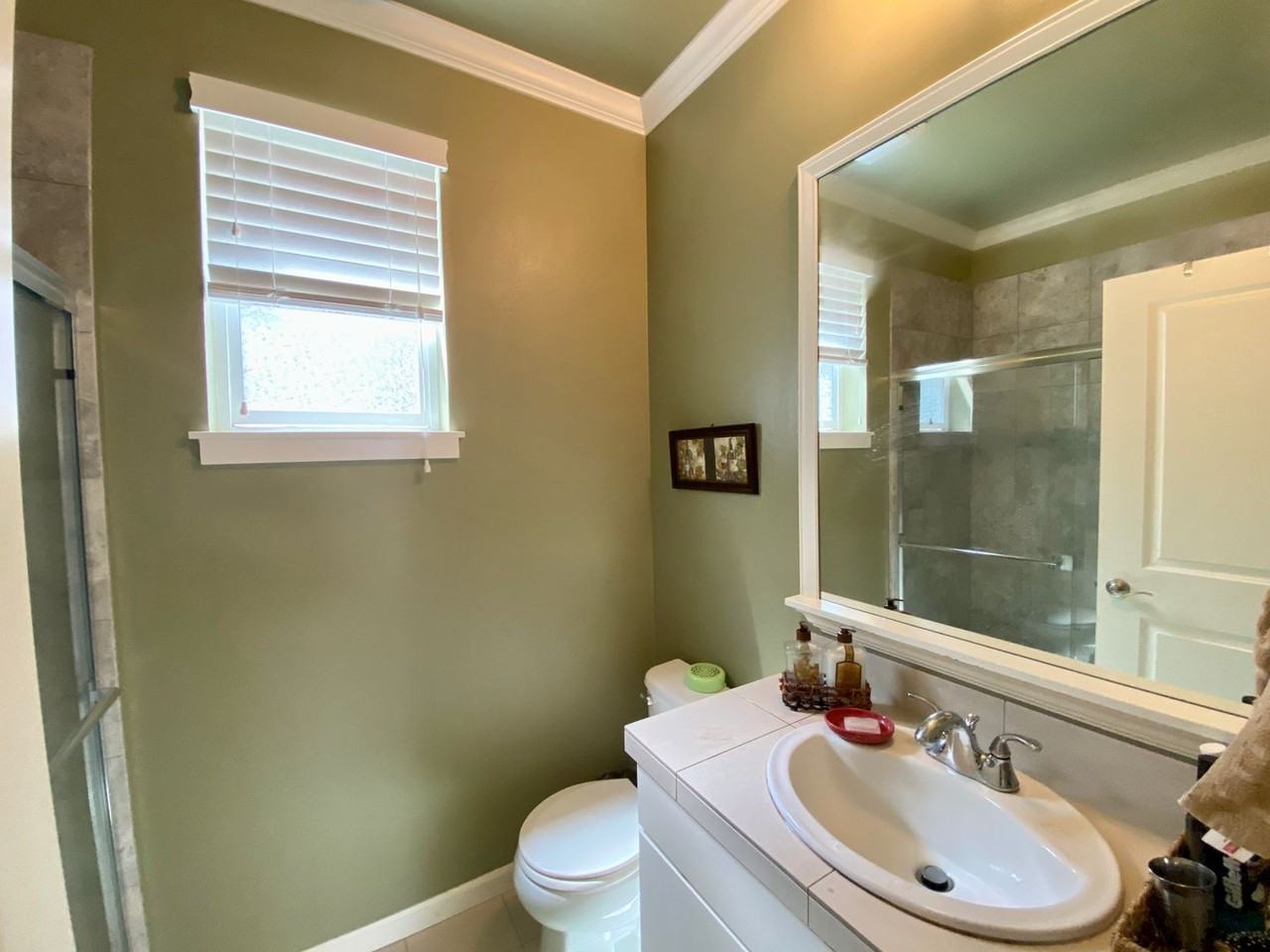 835 Mt Baker Ave Ne - Photo 6 of 26