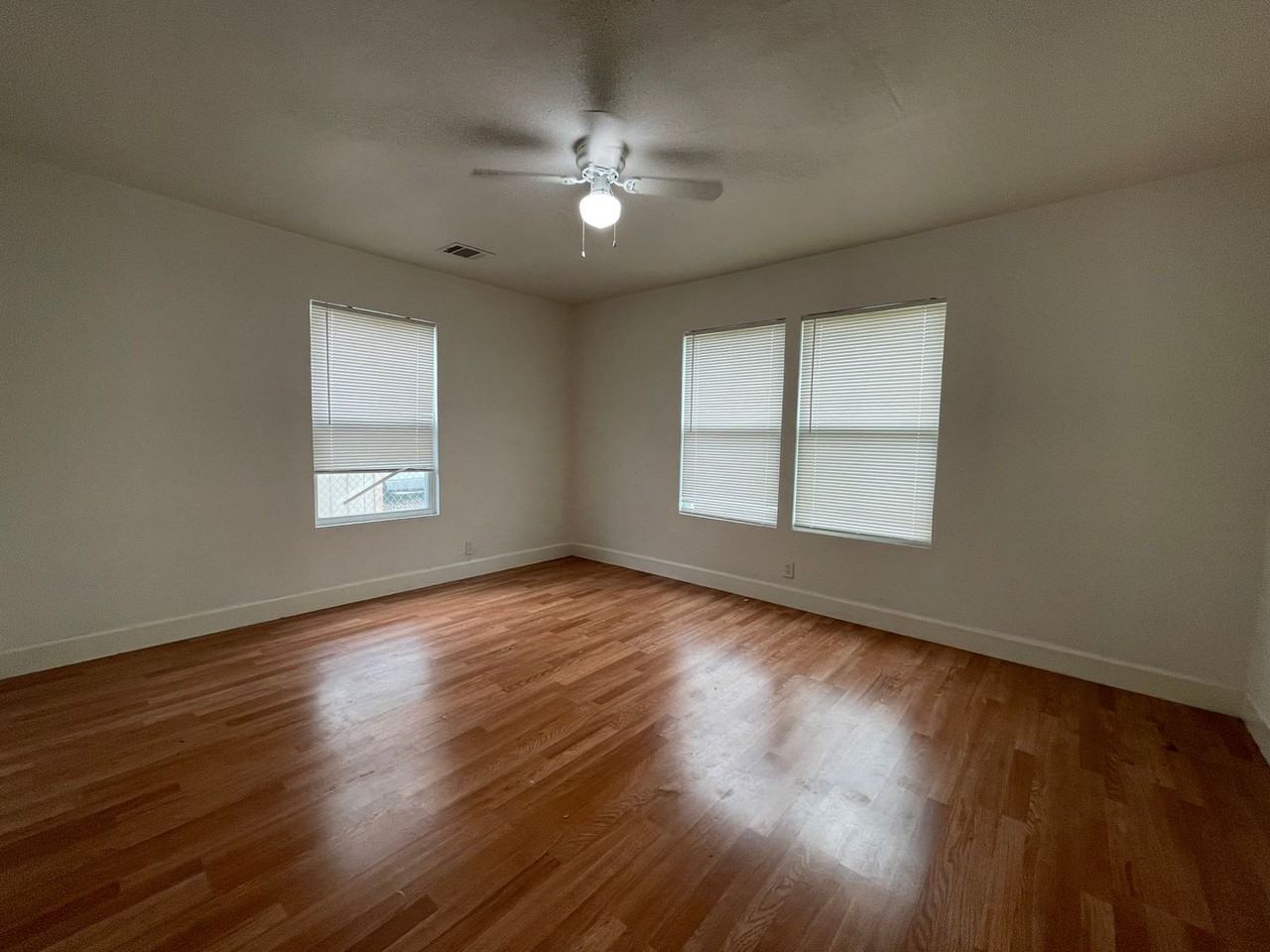 809 Glen Garden Dr - Photo 6 of 13