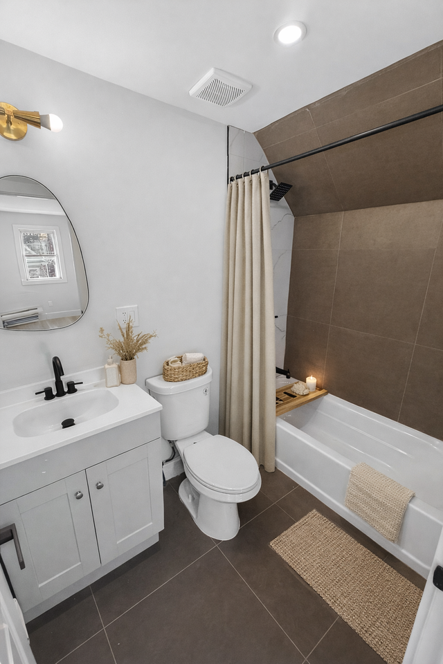 575 13th Ave #3 - Photo 3 of 8