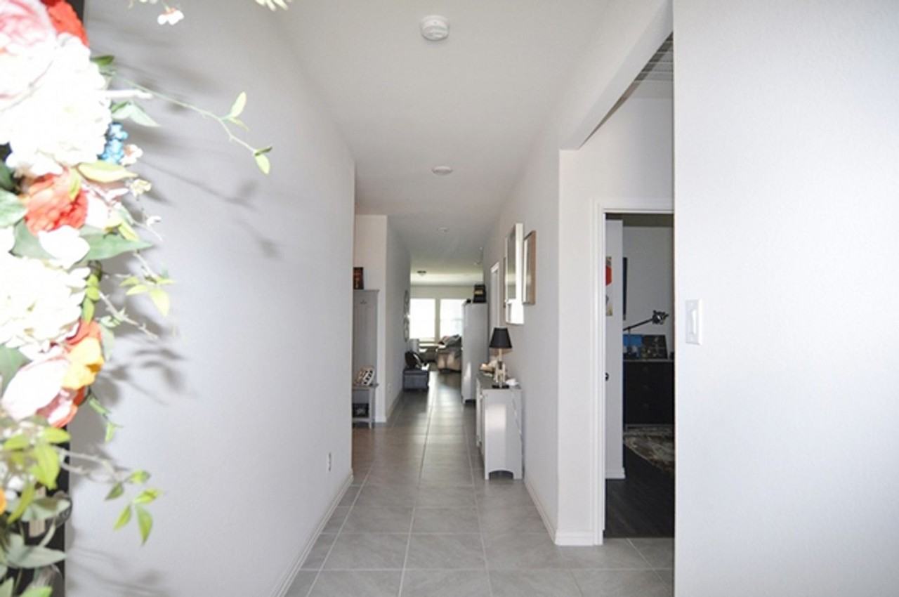 2513 Ponca Dr - Photo 5 of 29