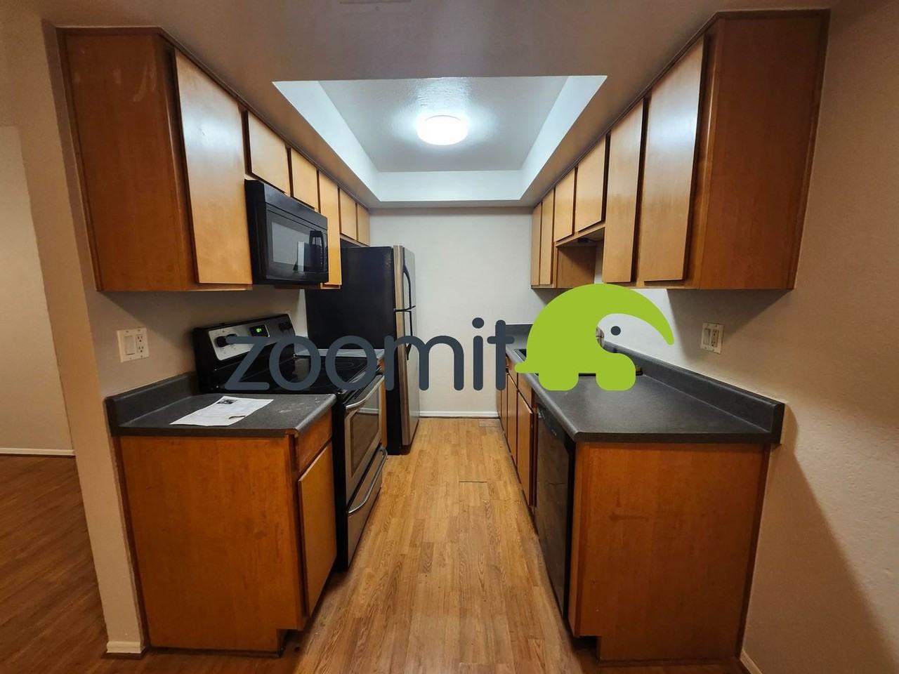 1336 E Mountain View Rd - Photo 5 of 20