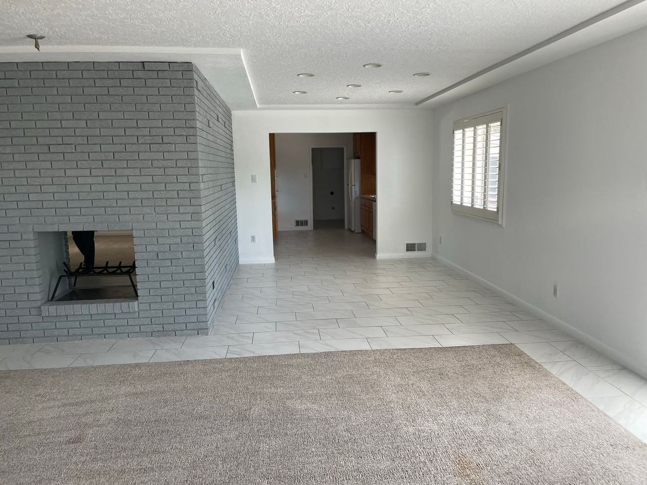 1401 Cagua Dr Ne - Photo 2 of 24