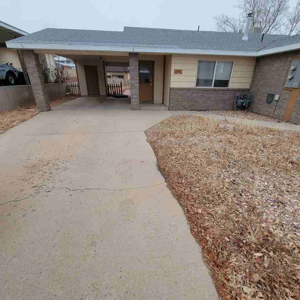 497 E 2015 N - Photo 2 of 9