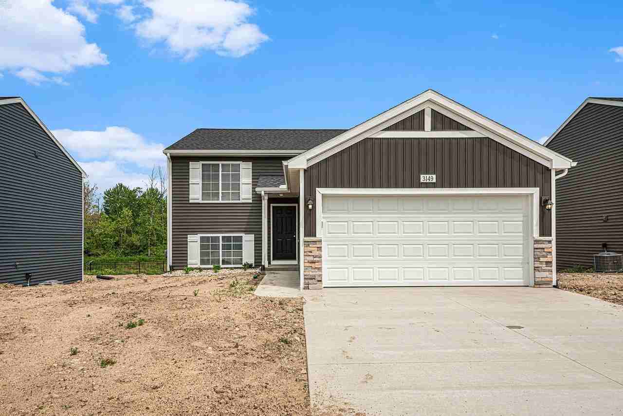 7444 Lovers Ln - Photo 3 of 24