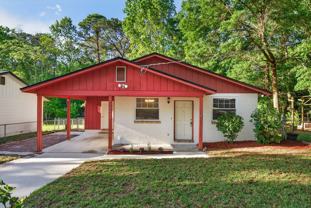 8009 Jasper Ave - Photo 1 of 1