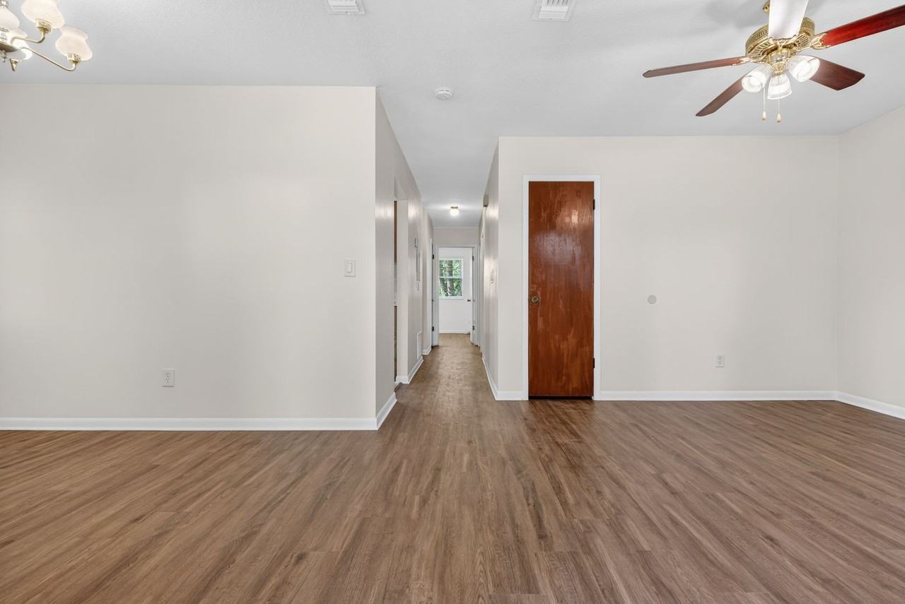 8009 Jasper Ave - Photo 2 of 30