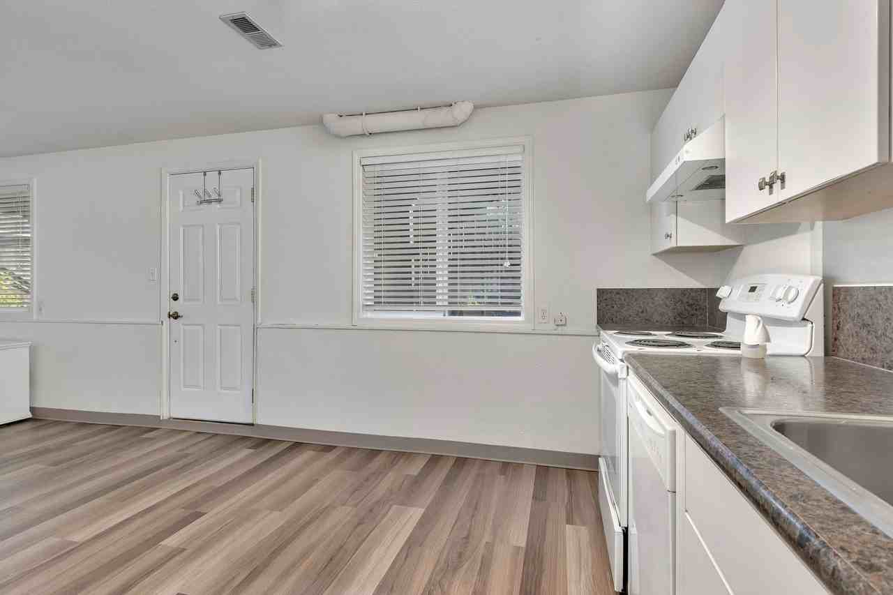 2765-A Nw Quimby St - Photo 6 of 21