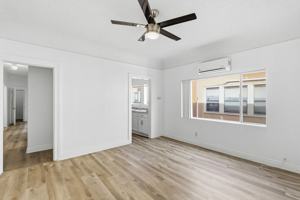 featured image of 707 W 48th St