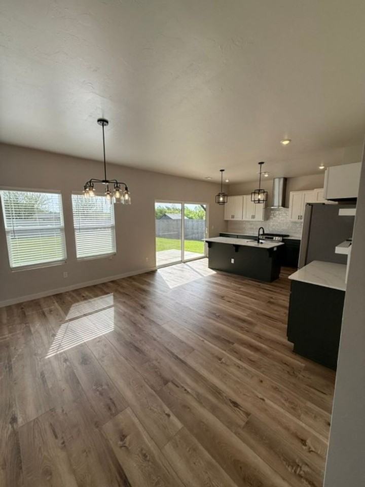 15204 Bedford Rd - Photo 6 of 26