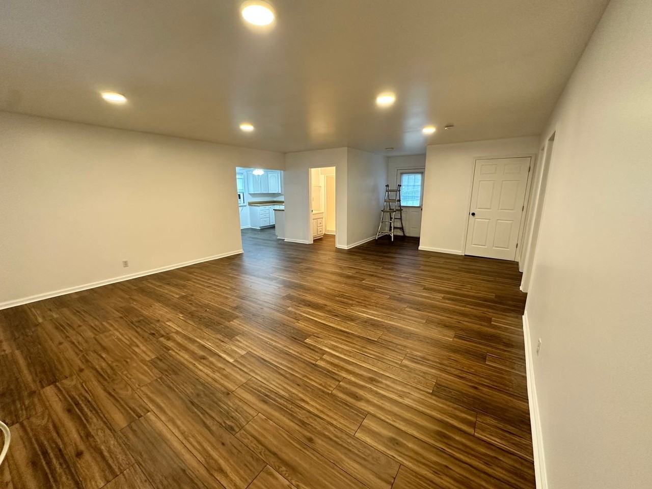 628 Jennings Rd - Photo 2 of 10