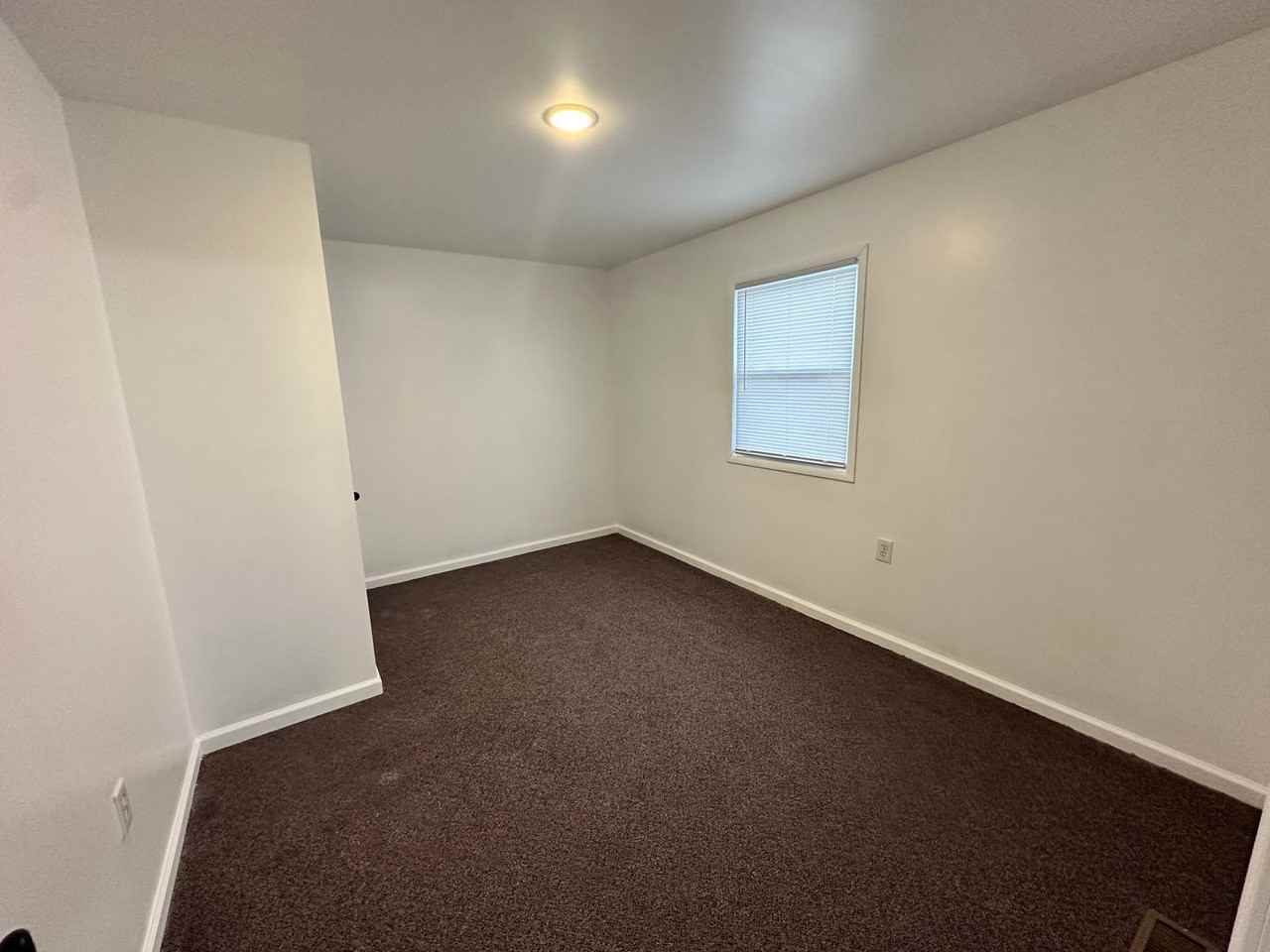 628 Jennings Rd - Photo 6 of 10