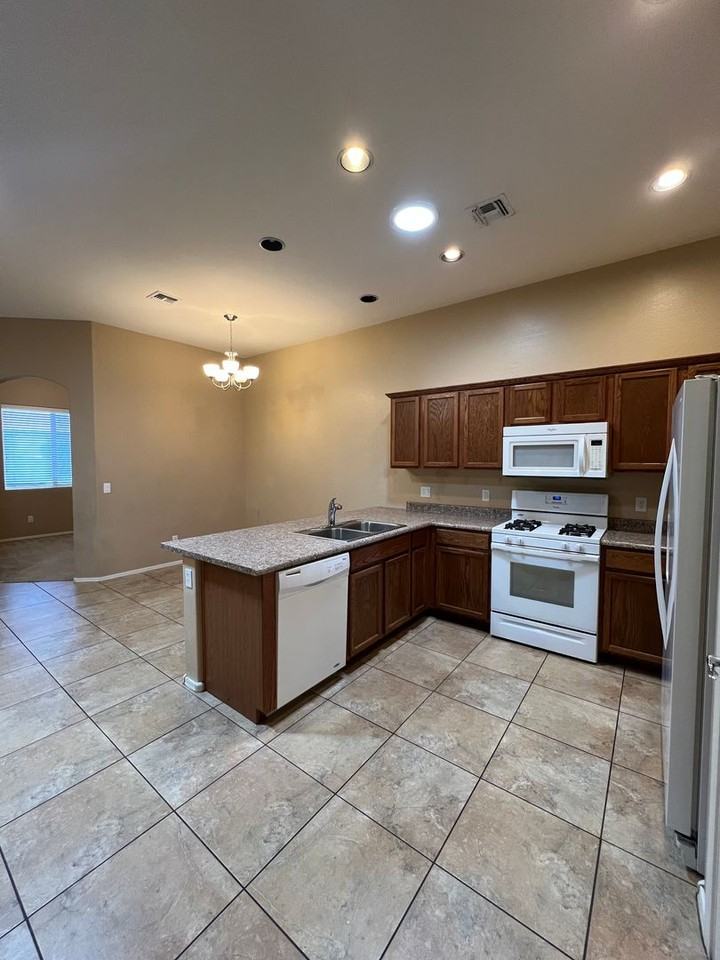 6779 E Hetley Pl - Photo 6 of 19