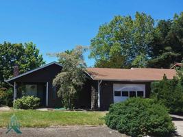 featured image of 2380 Nw Green Cir