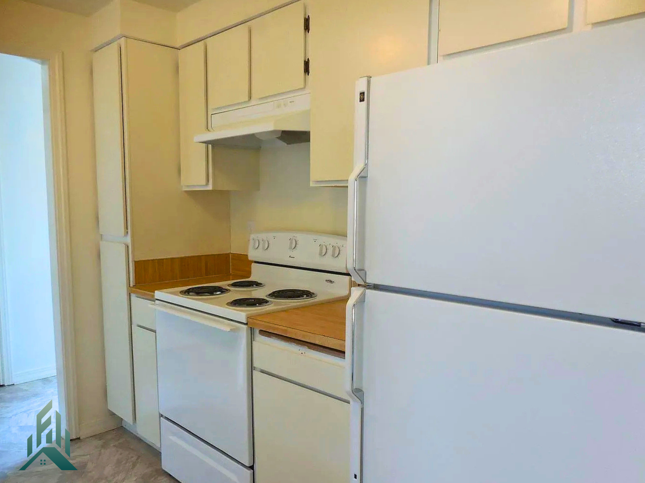 2380 Nw Green Cir - Photo 4 of 6