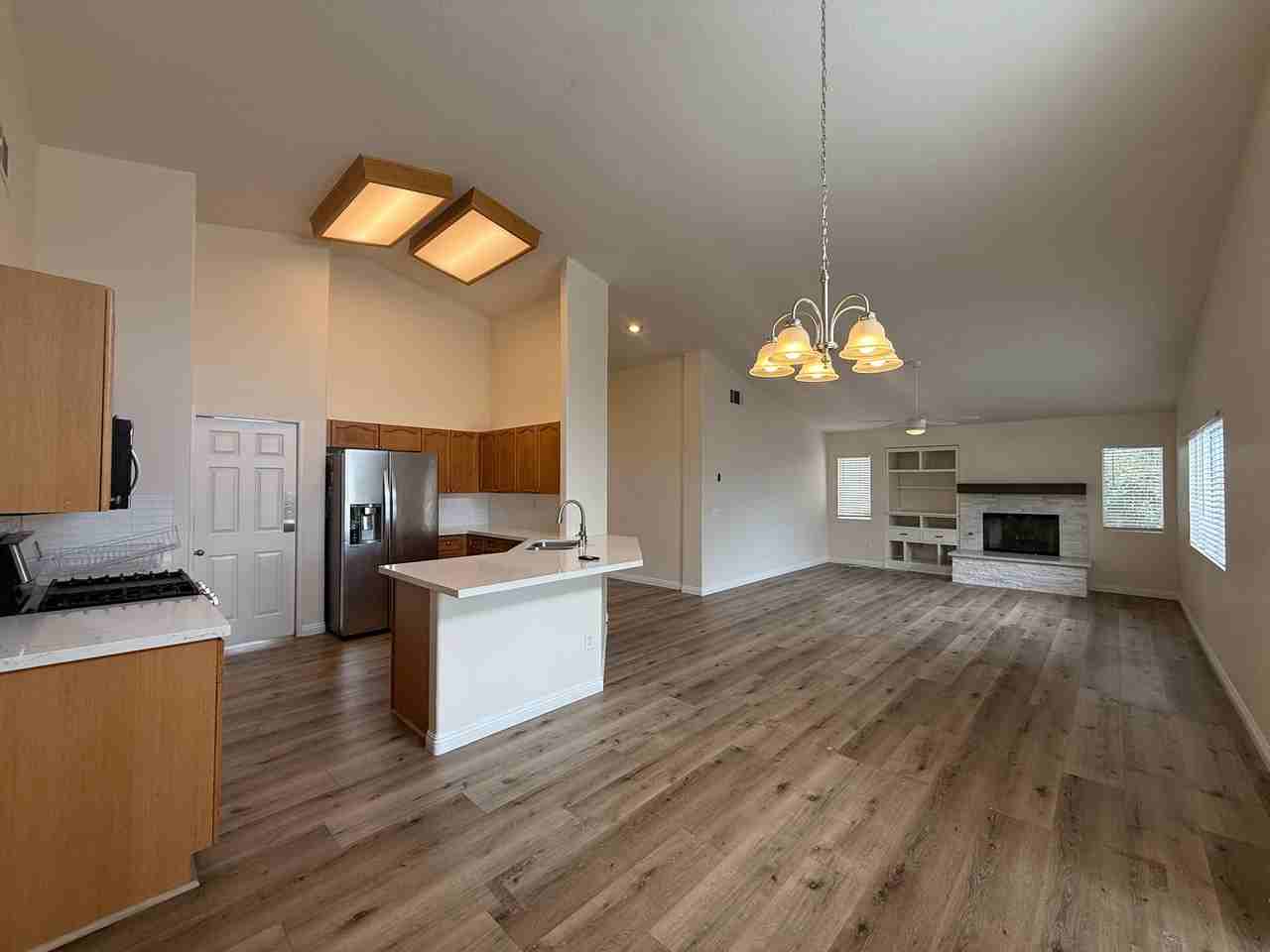 6757 W Avenue L10 - Photo 2 of 21