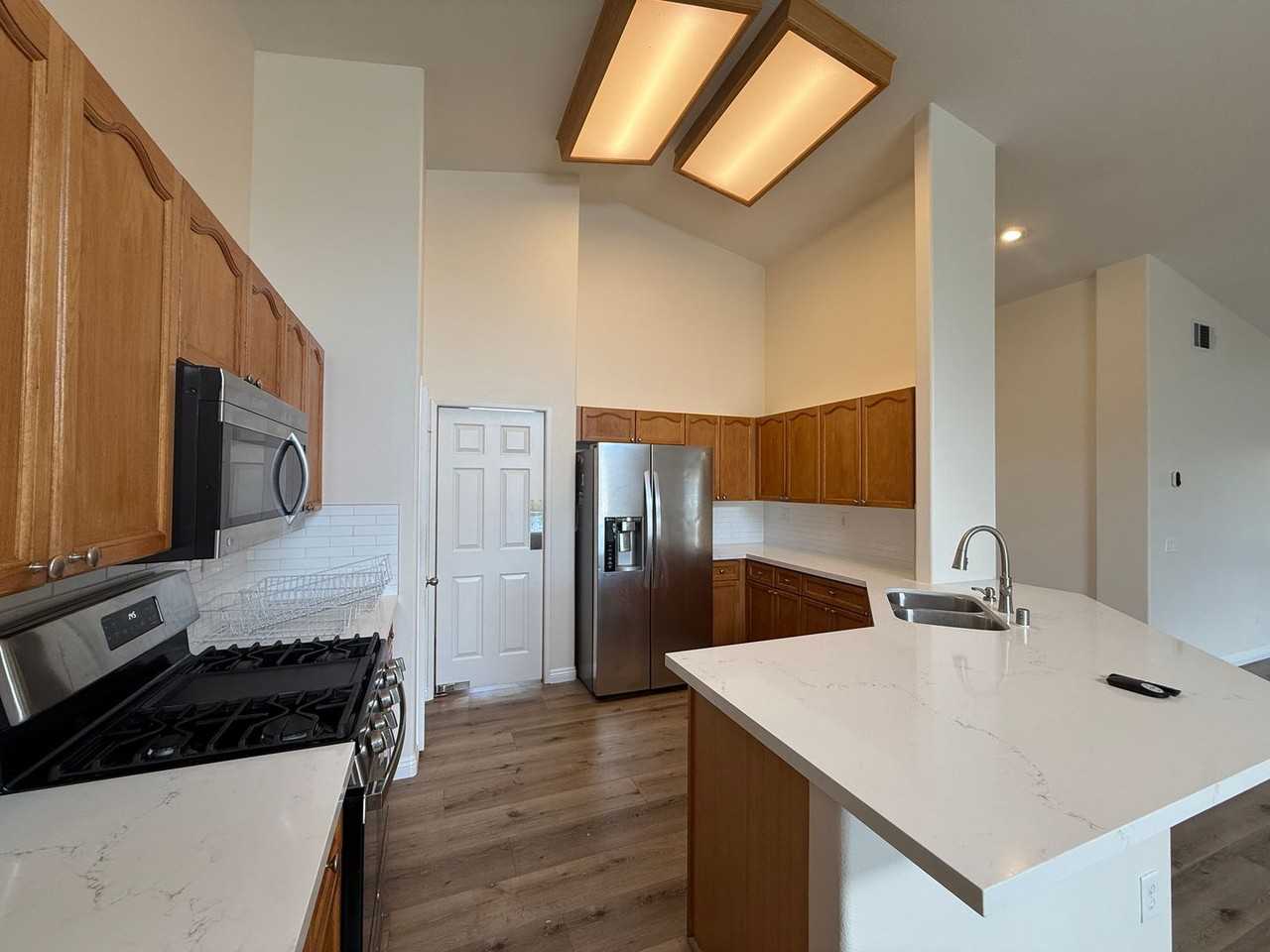 6757 W Avenue L10 - Photo 6 of 21