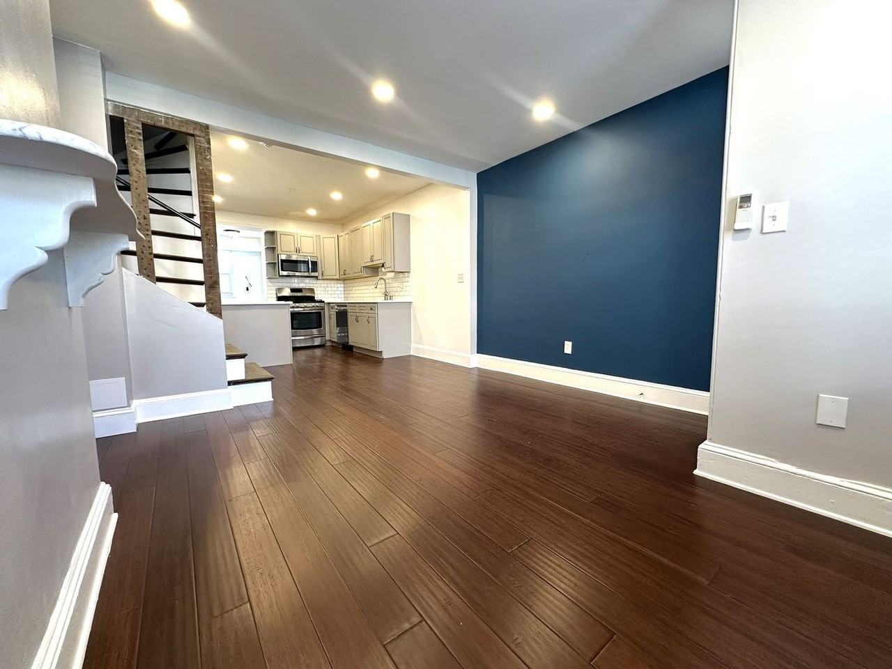 1320 Crease St - Photo 6 of 48