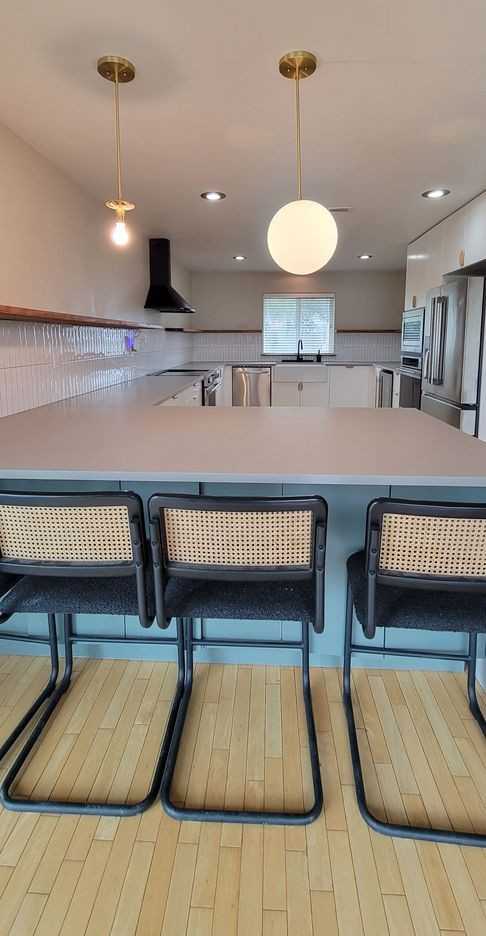 7345 A St - Photo 5 of 20