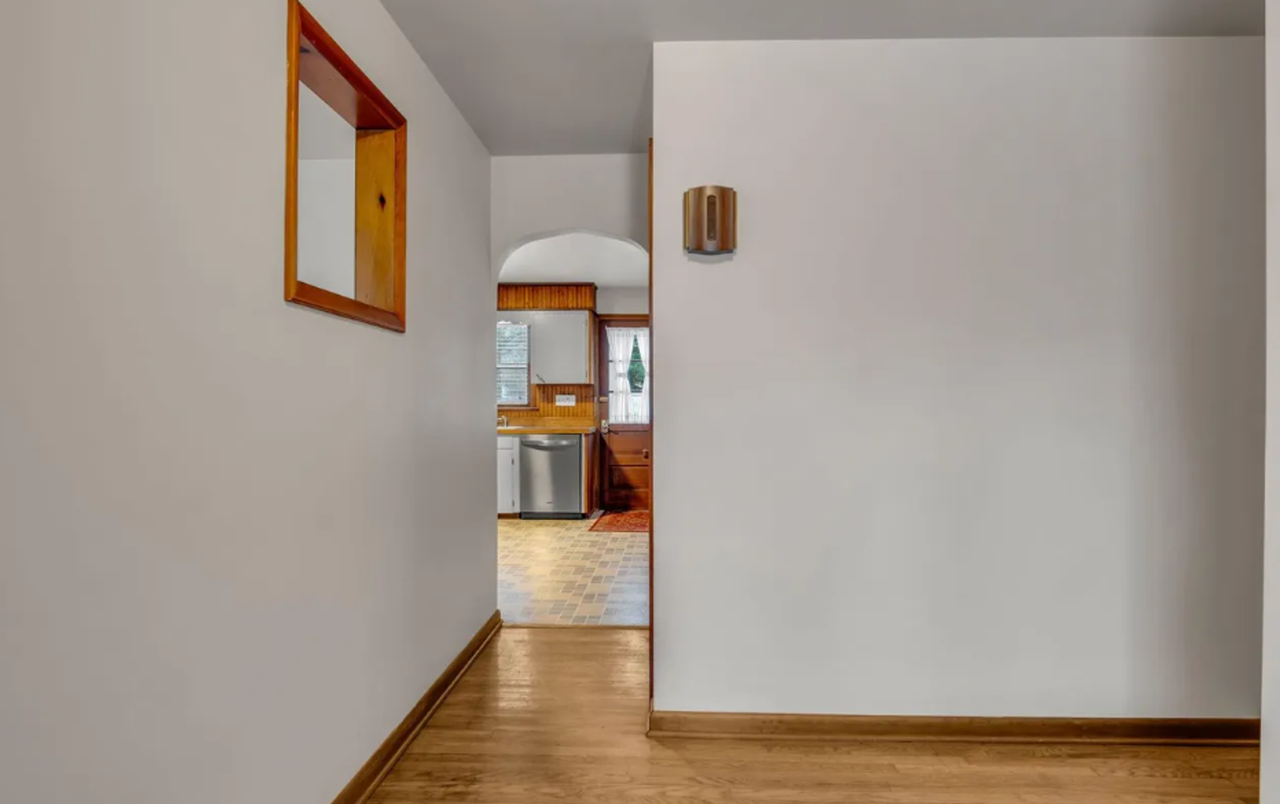 1158 Pine Rd - Photo 6 of 28