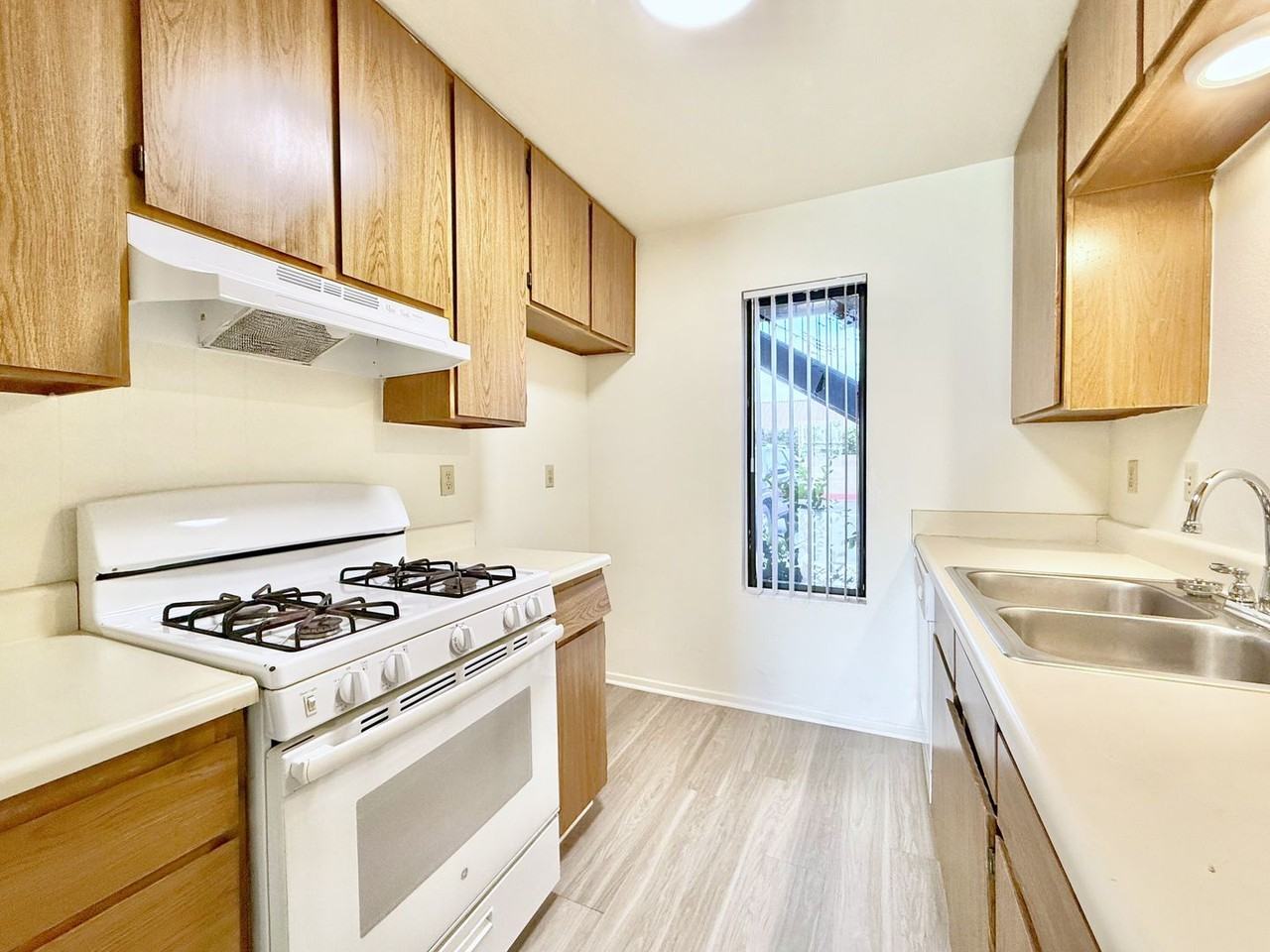 81351 Fred Waring Dr #218 - Photo 3 of 15