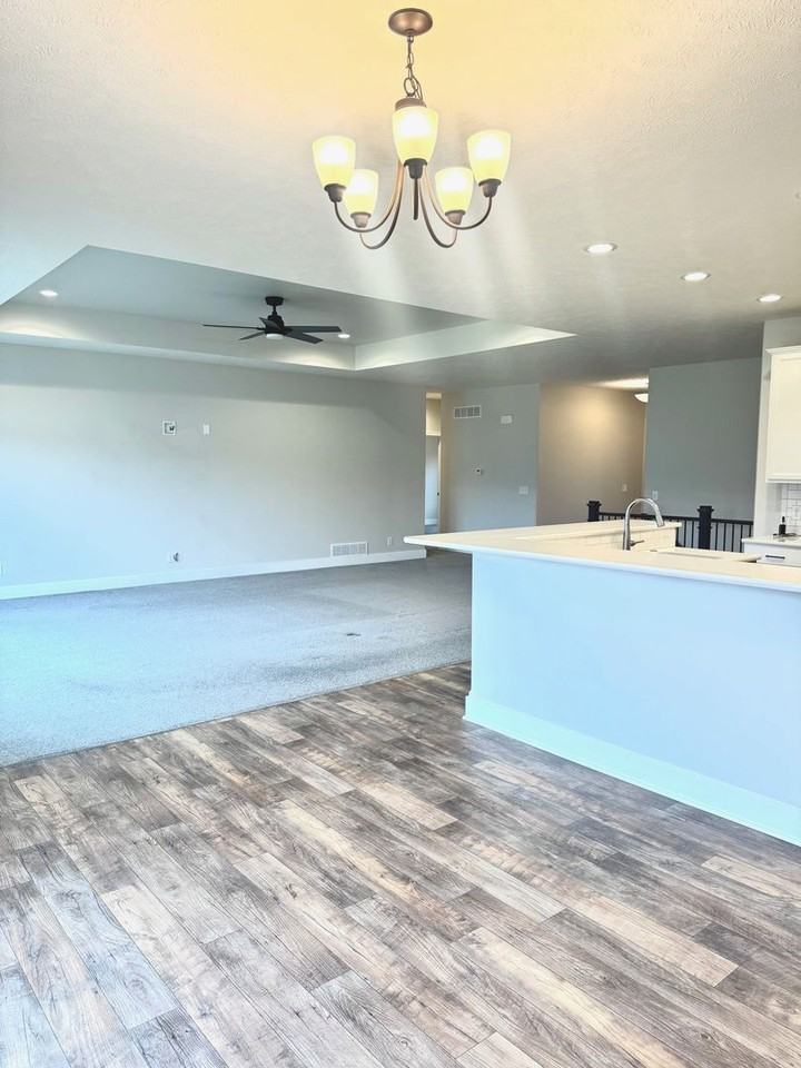 12908 S 54th St - Photo 5 of 19