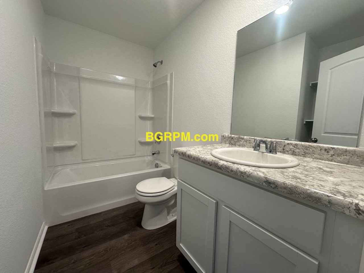 10 Ruger Cv - Photo 3 of 11