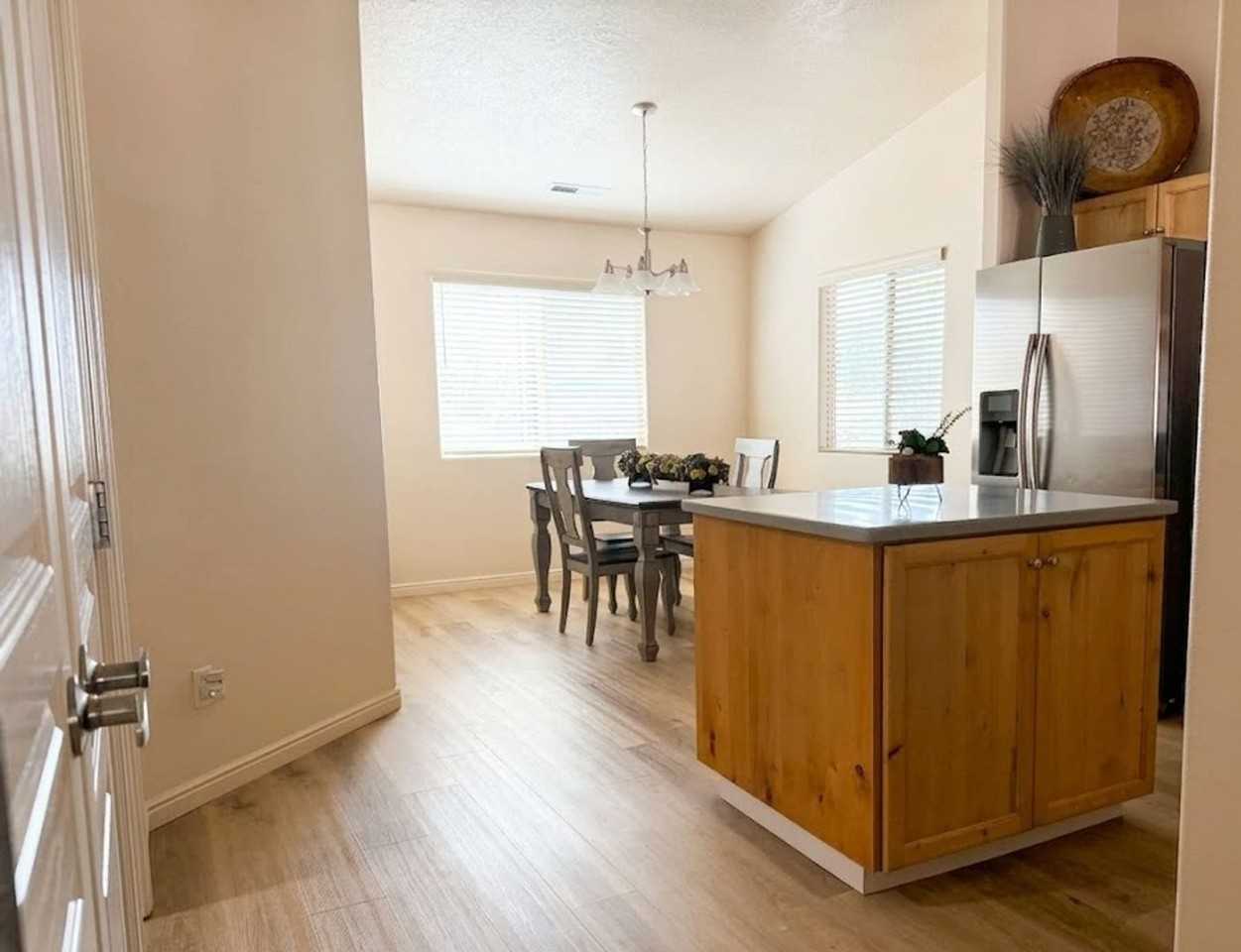 1173 W Snow Canyon Pkwy #4 - Photo 4 of 17