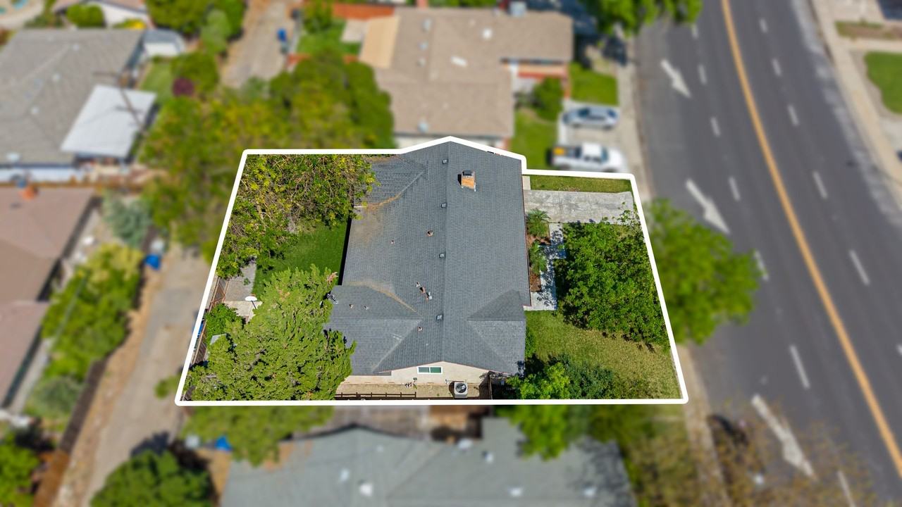 1825 College Ave - Photo 6 of 34