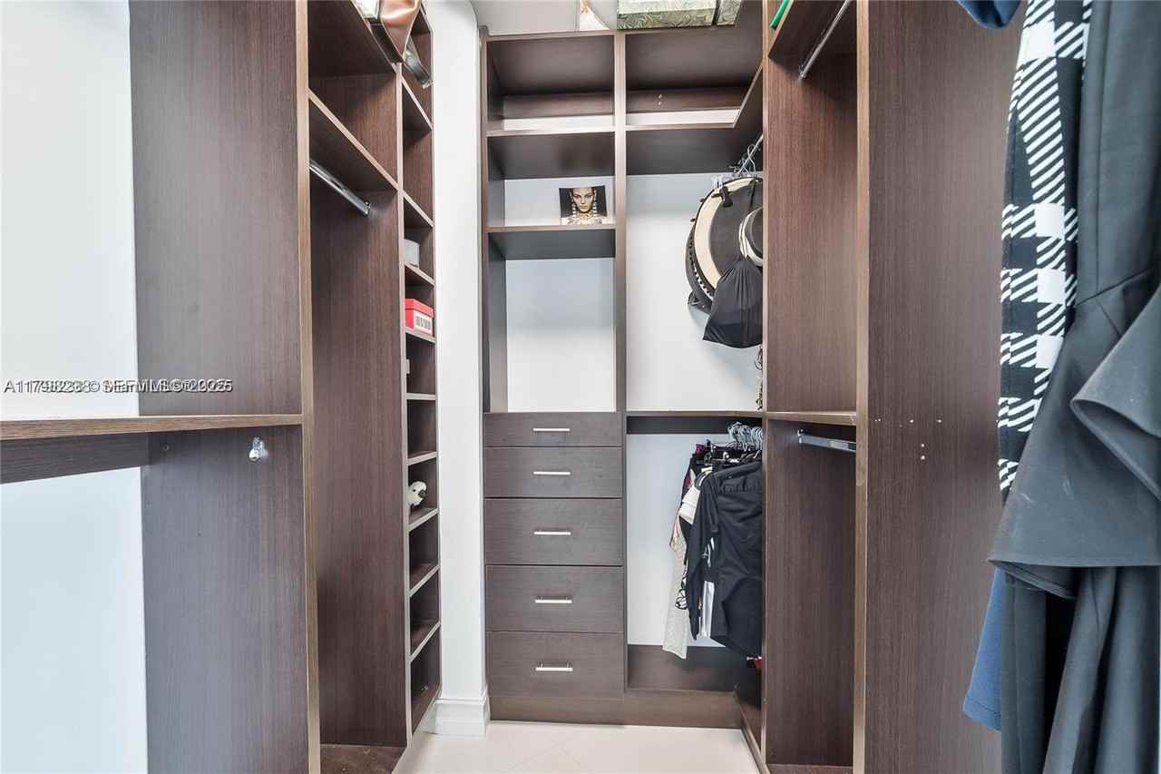 601 Northeast 36th Street #1411 - Photo 7 of 18